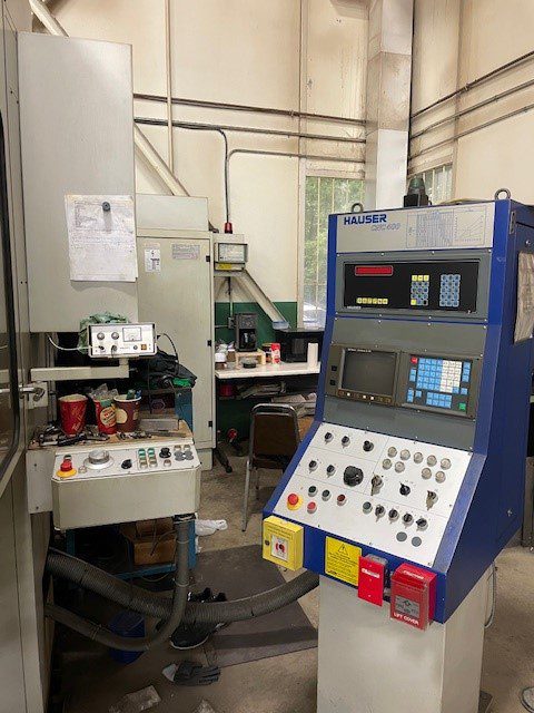 Hauser S40-400 Gig Grinder - No 2155 - PIc 3